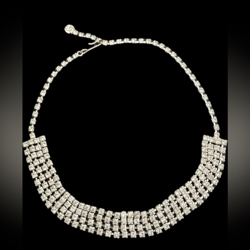 Vintage Clear Rhinestone “Dog Collar” Style Silver Tone Choker Necklace